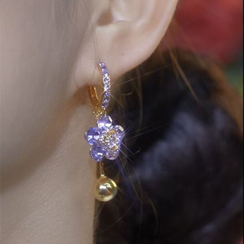 Silver Needle Exquisite Zircon Clover AB Double Wear Double sided Earrings Fashionable Atmosphere Versatile Daily New Ear Buckle