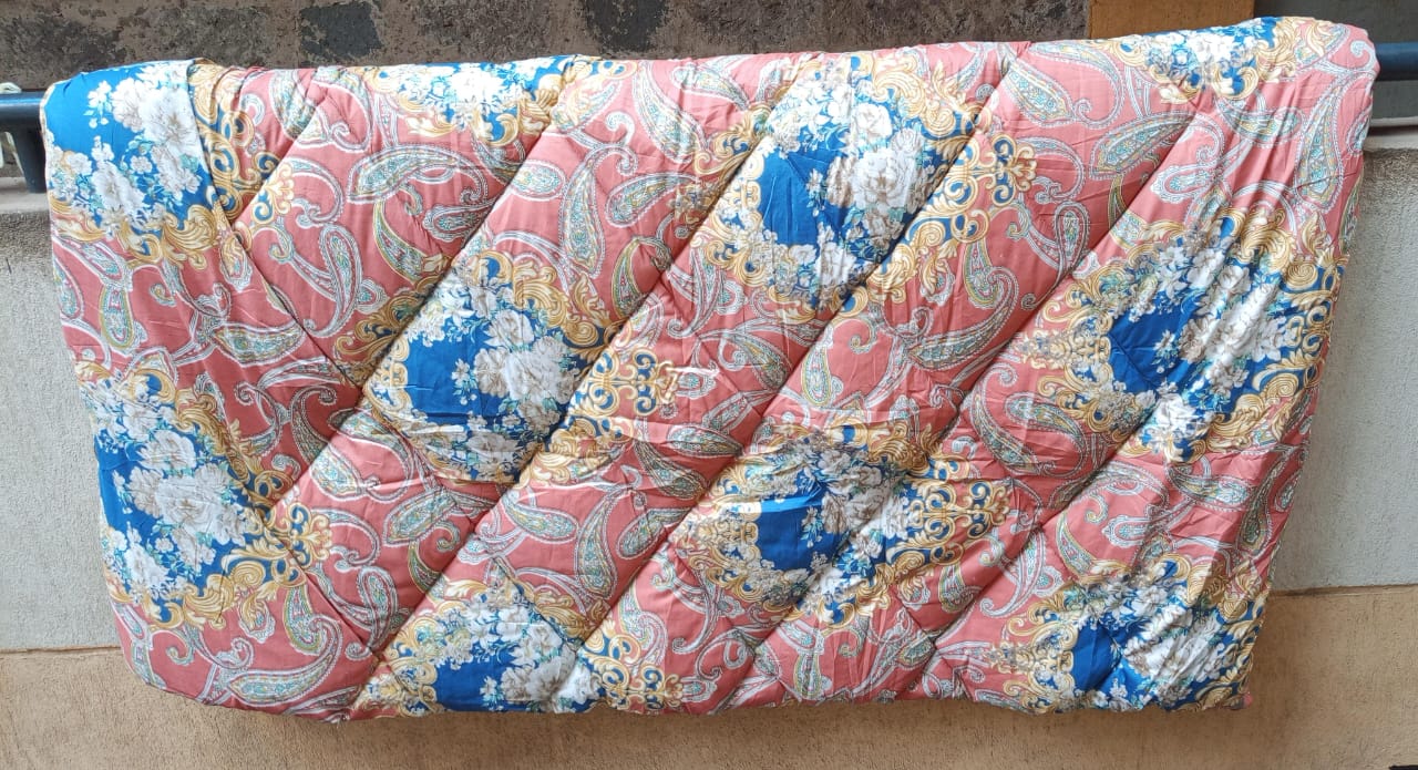 6x6 Soft Unbinded Duvet Set, Size  – Includes1Duvet, 1 Matching Bedsheet & 2 Pillowcases for Comfortable and Stylish Bedding