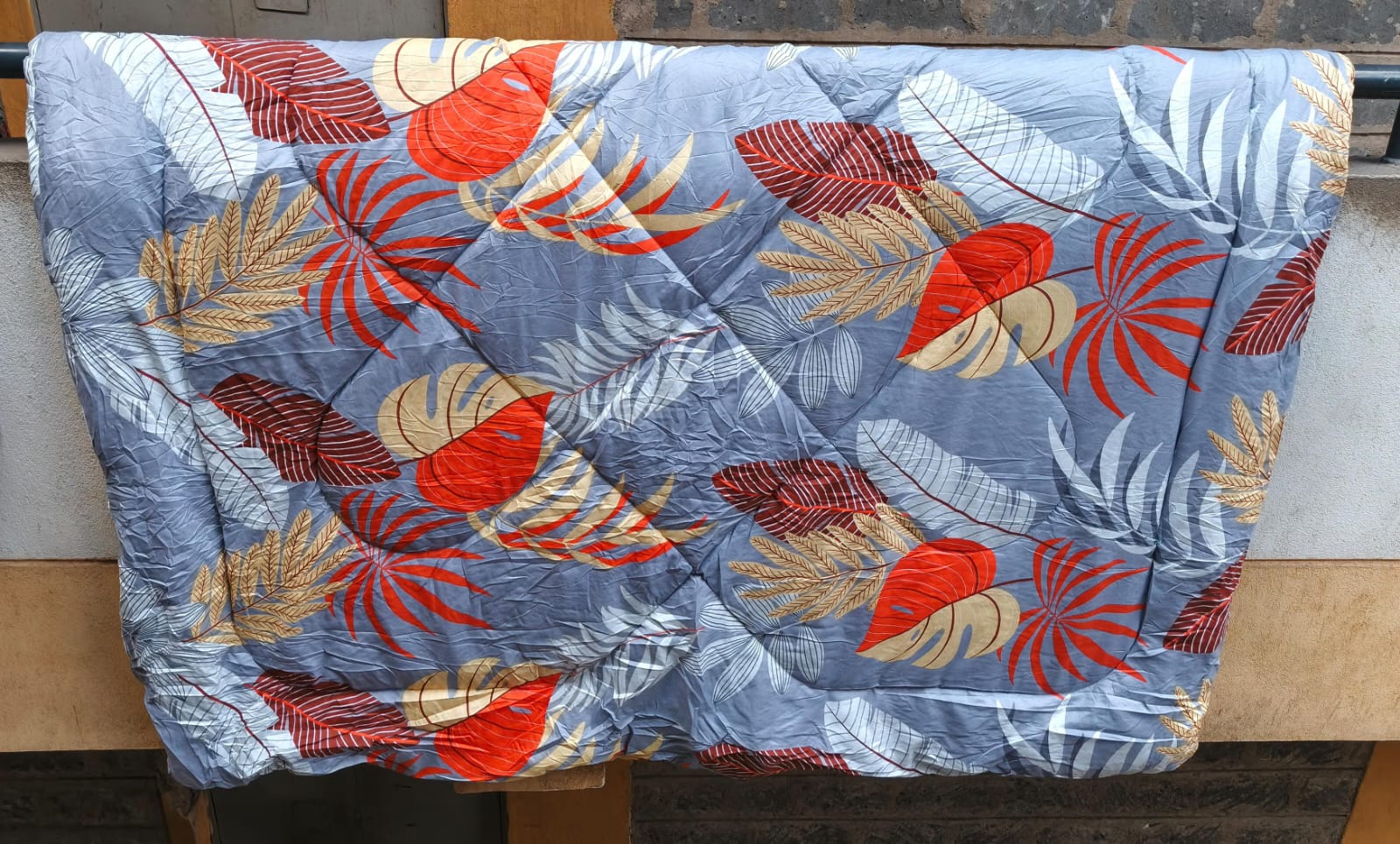 6x6 Soft Unbinded Duvet Set, Size  – Includes1Duvet, 1 Matching Bedsheet & 2 Pillowcases for Comfortable and Stylish Bedding