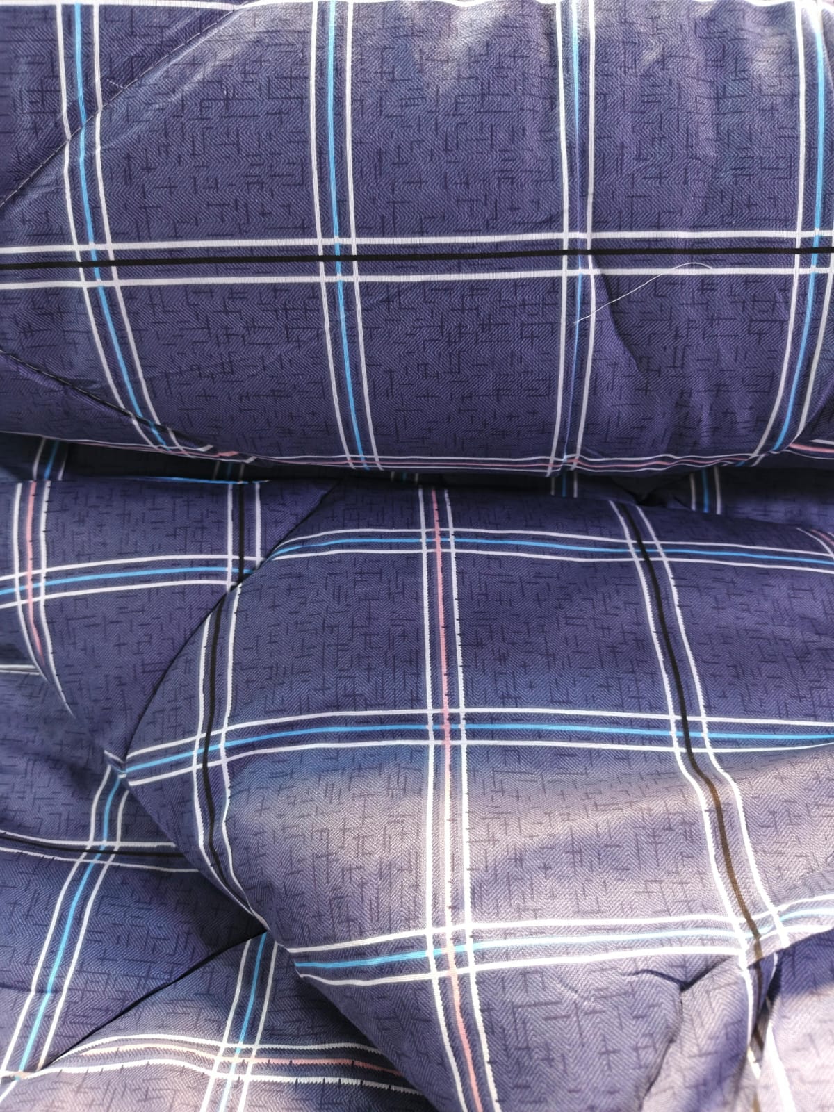 6x6 Soft Unbinded Duvet Set, Size  – Includes1Duvet, 1 Matching Bedsheet & 2 Pillowcases for Comfortable and Stylish Bedding