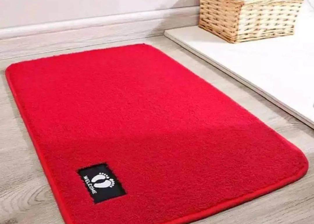 Welcome doormat  
 mat in cotton material and a thick surface is the ideal mat for your home that will give you value for your money. It is very soft for a warm and cozy living space and easy to care