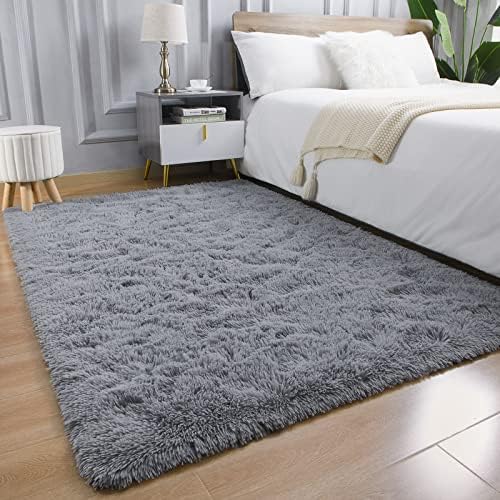 Luxurious Soft Fluffy Carpet This woolen shag rug in cotton material and a thick surface is the ideal carpet for your home that will give you value for your money. It is very soft for a warm and cozy