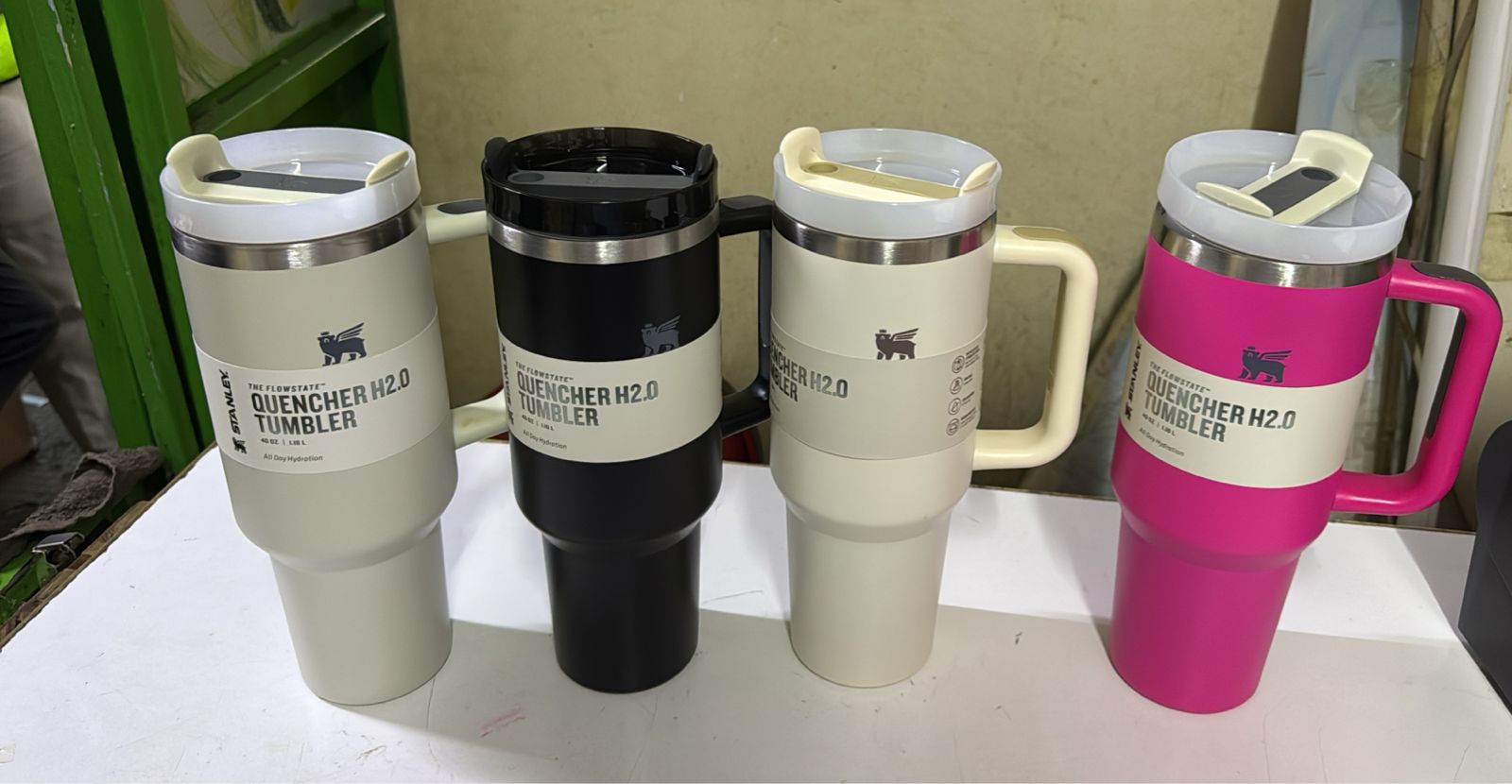 Stanley Large Capacity Unbranded Thermocups  Enjoy the same high quality and thermal performance as branded Stanley cups, without the heavy price tag. Its leak-proof lid, large 1200ml capacity