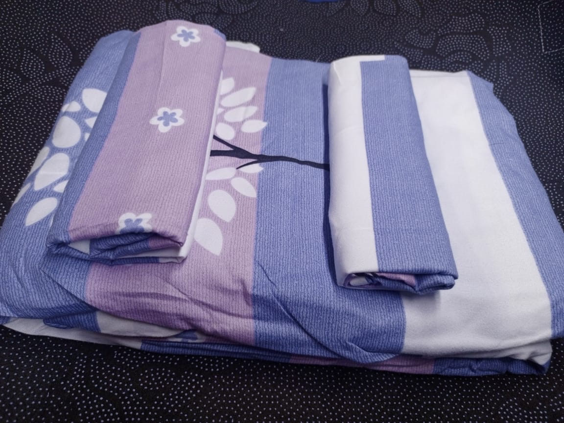 4 pcs of 5*6  Bedsheet Set Comes as 2pcs of Bedsheets and 2pcs of Pillow Cases Bedding Set