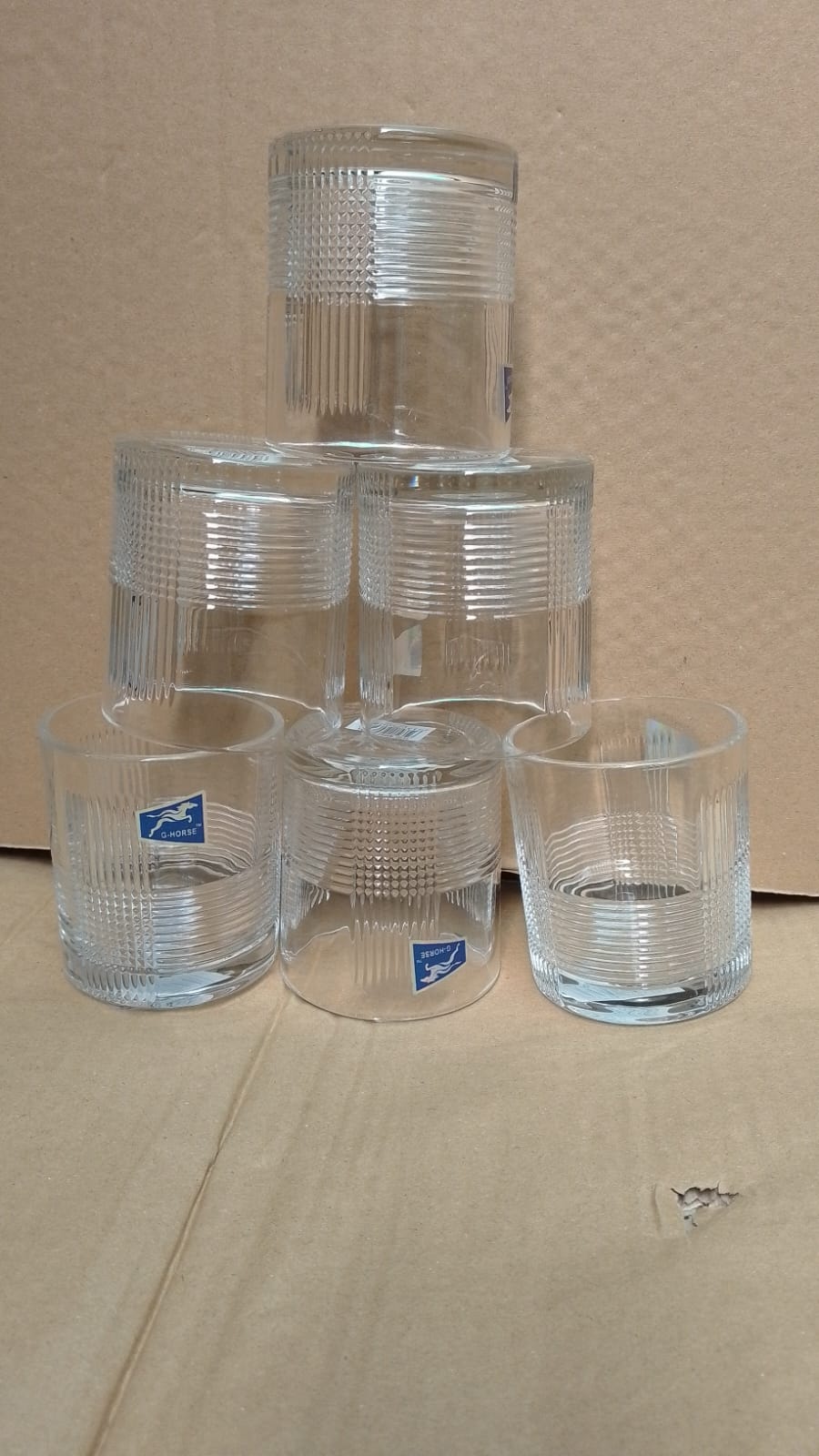 6PCS WHISKEY GLASS. Transparent glass allows you to appreciate the rich color and effervescence of your beer, adding to the overall enjoyment.