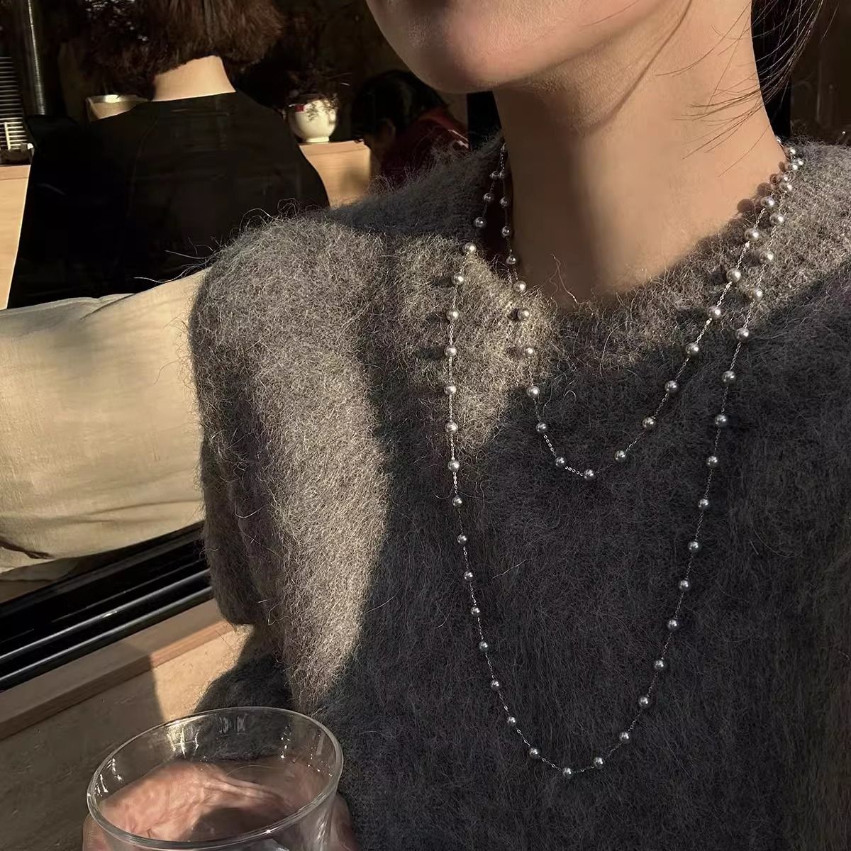 French Style Layered Pearl Necklace for Women Stackable Chain Design Elegant Jewelry Perfect for Sweater and Daily Wear