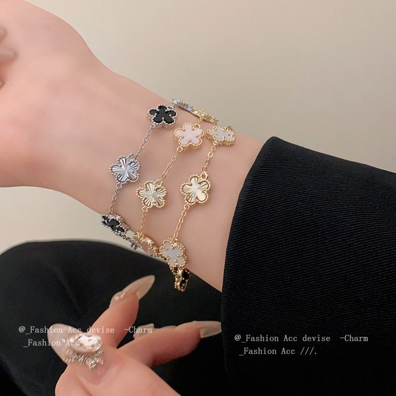 Women's Gold Color Flower Bracelet & Chunky Chain Jewelry Set, Elegant Anti-allergy Lightweight Hand & Neck Accessories