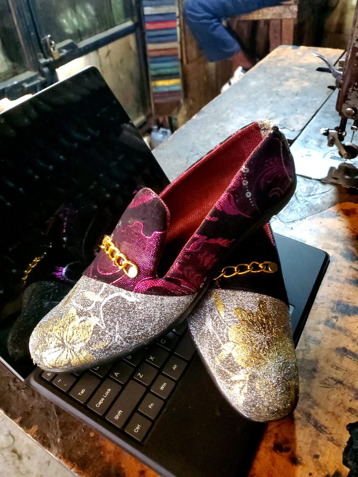 Good Quality Suede Leather Loafers Men's Shoes.