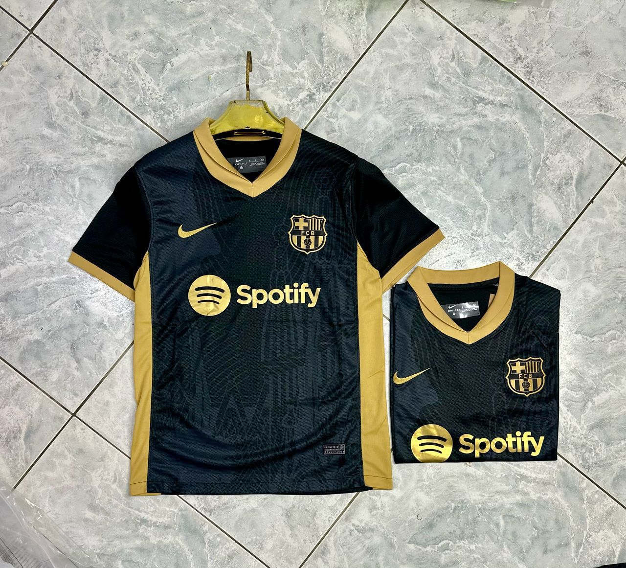 Good Quality Barcelona Black Special Edition City Concept 2024-2025 Football Jersey.