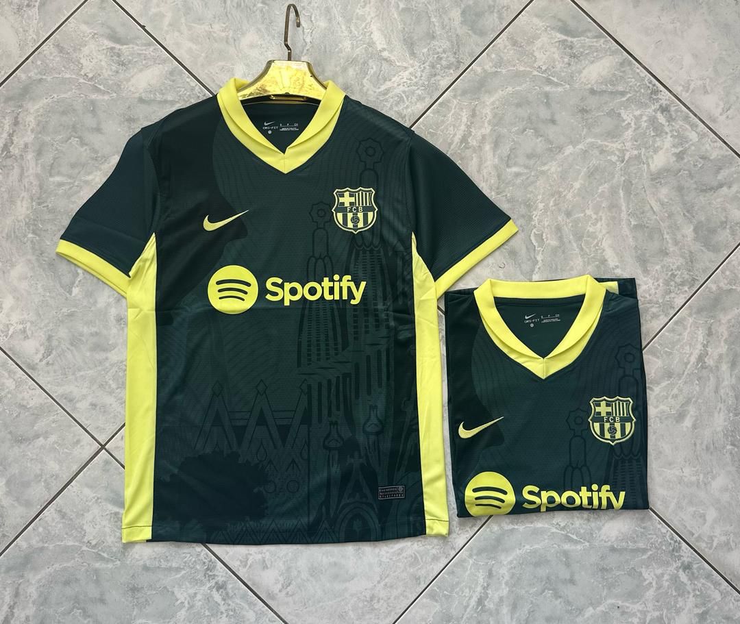Good Quality FC Barcelona football jersey 2025 2026.