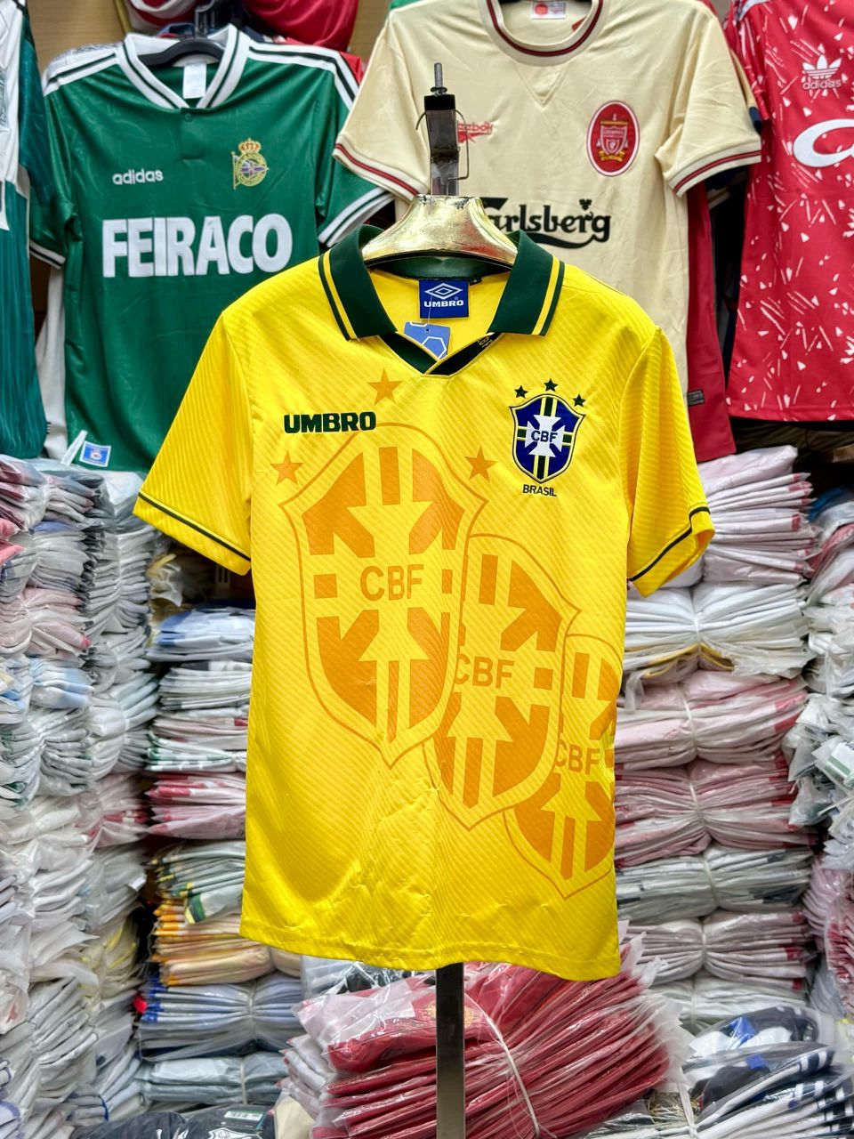 Good Quality Authentic Brazil 1994 Home World Cup Jersey.