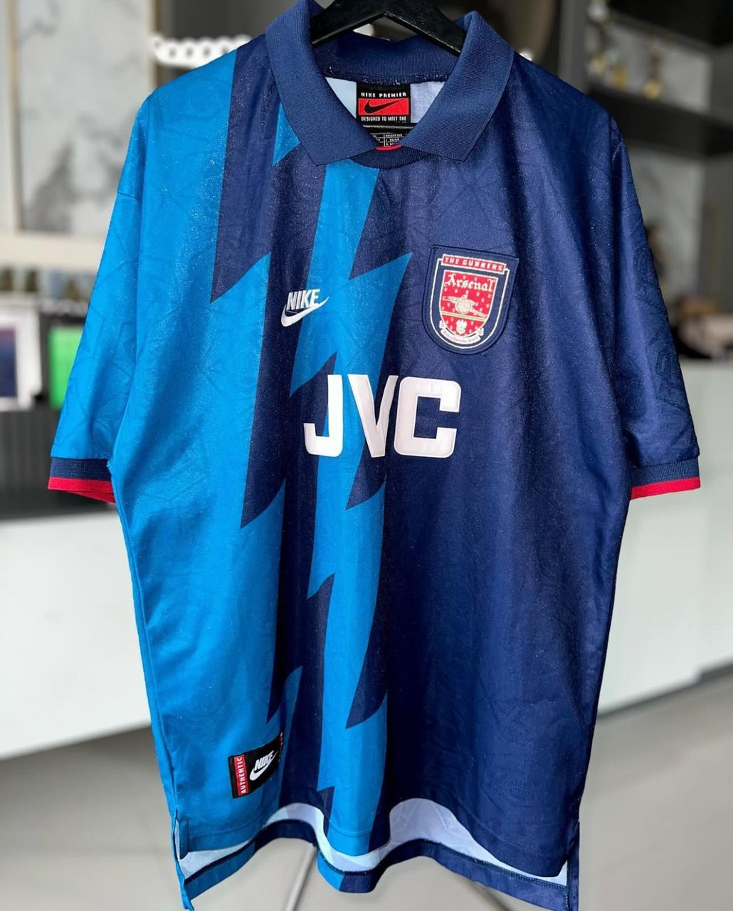 Authentic Good Quality Arsenal 1995-1996 Away Jersey.