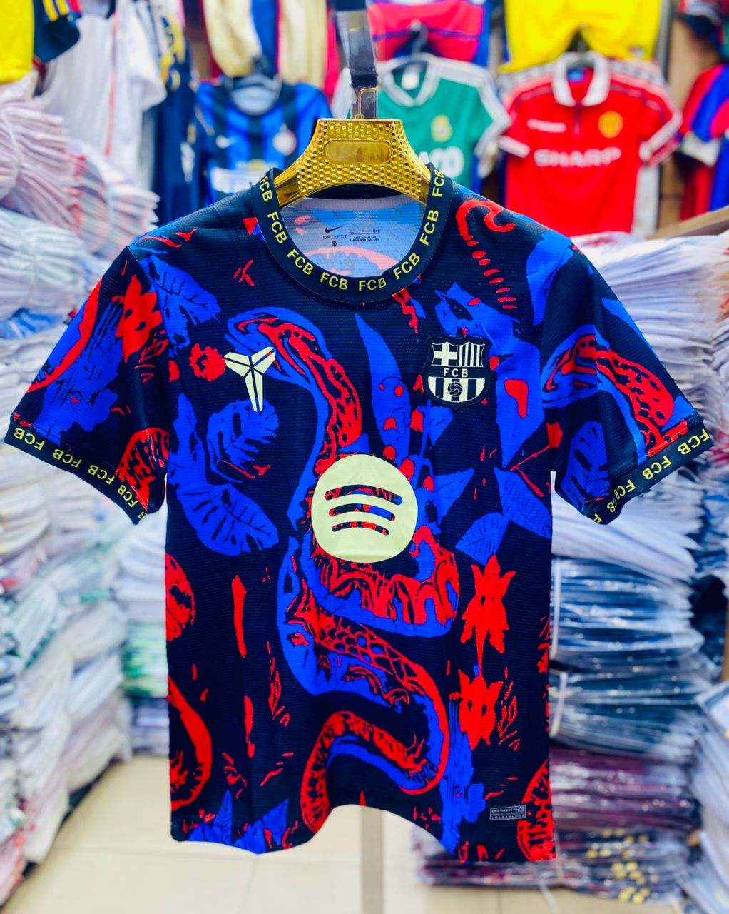 Good Quality Barcelona Special Edition Limited Jersey.