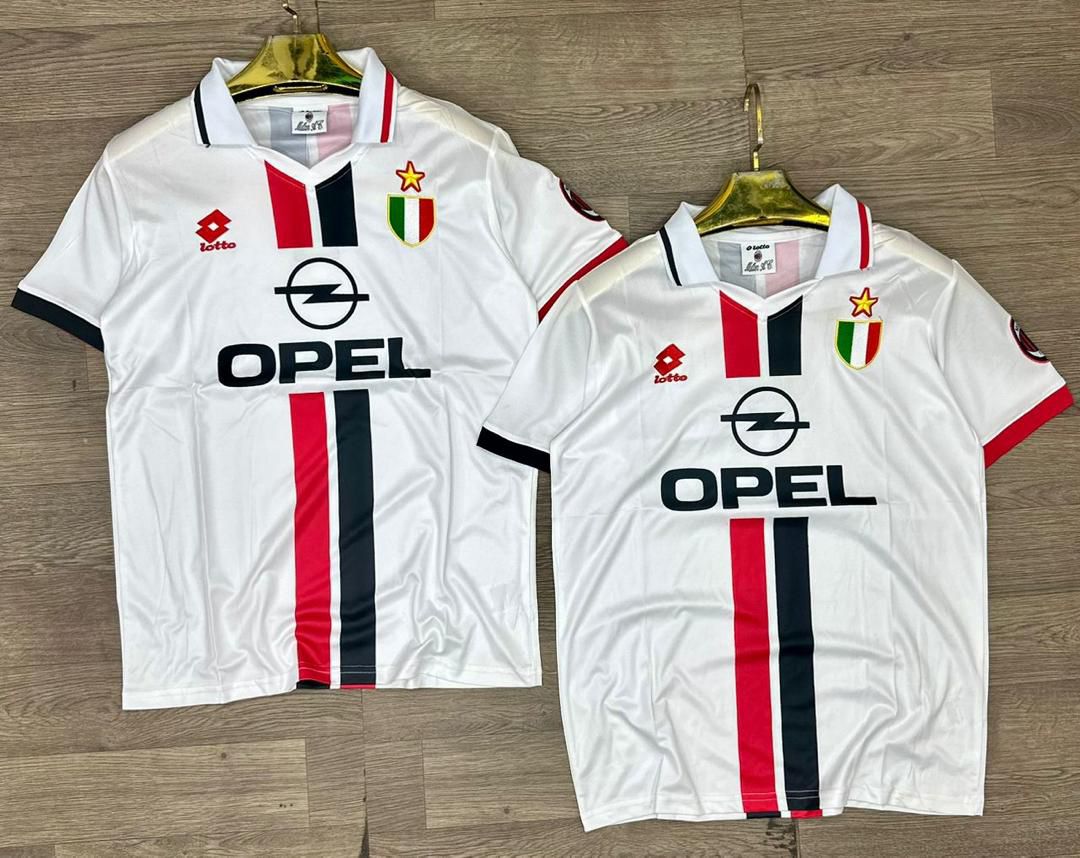 Good Quality AC Milan 1996-97 Away Jersey.