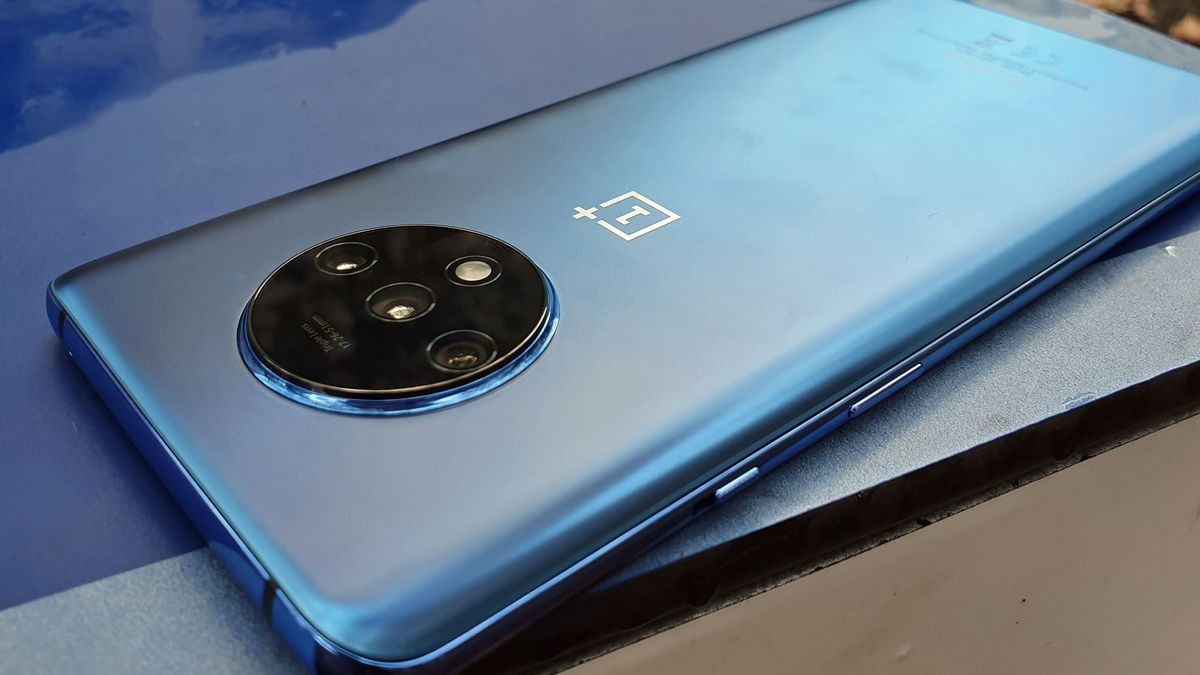 REFURBISHED ONEPLUS 7T 256GB ROM 8GB RAM DISPLAY 6.55 INCHES REAR CAMERA 48MP + 16MP + 12MP FRONT CAMERA 16MP GRAY
