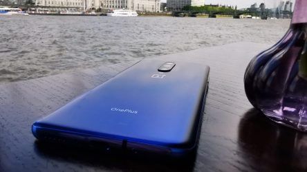 REFURBISHED ONEPLUS 7 PRO  256GB ROM 8GB RAM CURVED  DISPLAY 6.67 INCHES REAR CAMERA 48MP + 8MP + 16MP FRONT CAMERA 16MP