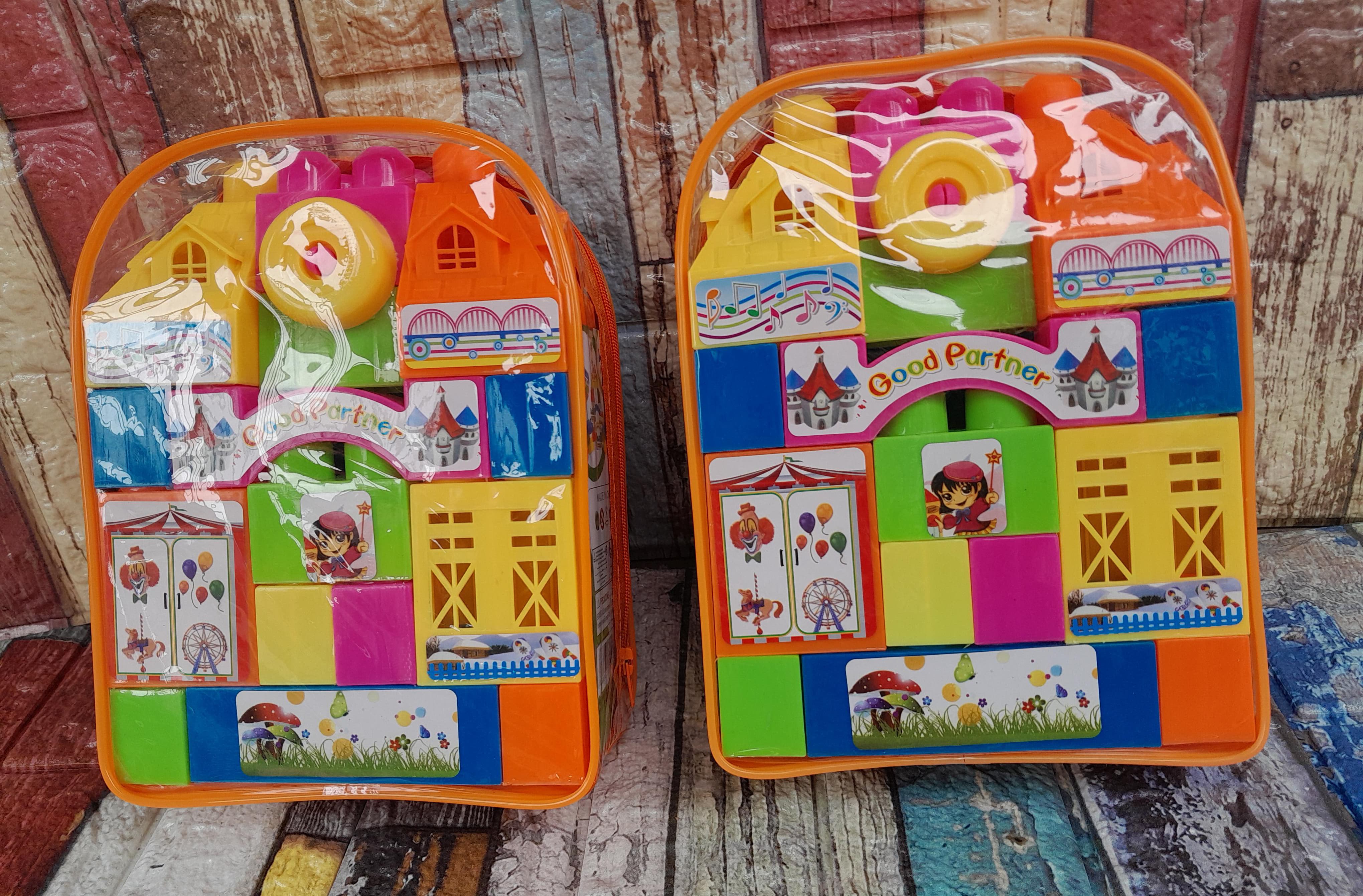 🪄 *Castle blocks*
▫️Creat your dream kingdom with our enchanting castle blocks,where every piece sparks imagination and transforms playtime into a magical adventure✅💯
🔖