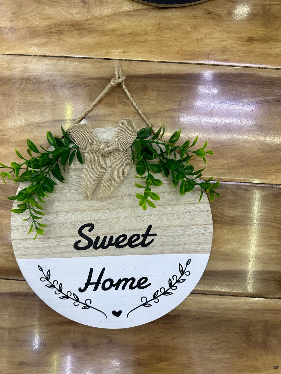 Decorative wall hanging 30cm diameter