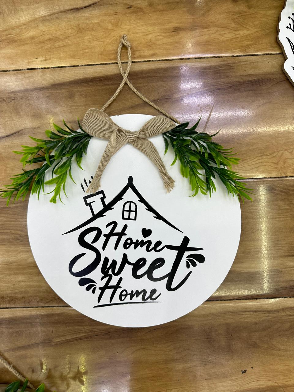 Decorative wall hanging 30cm diameter