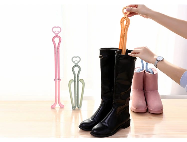 Boots holder
