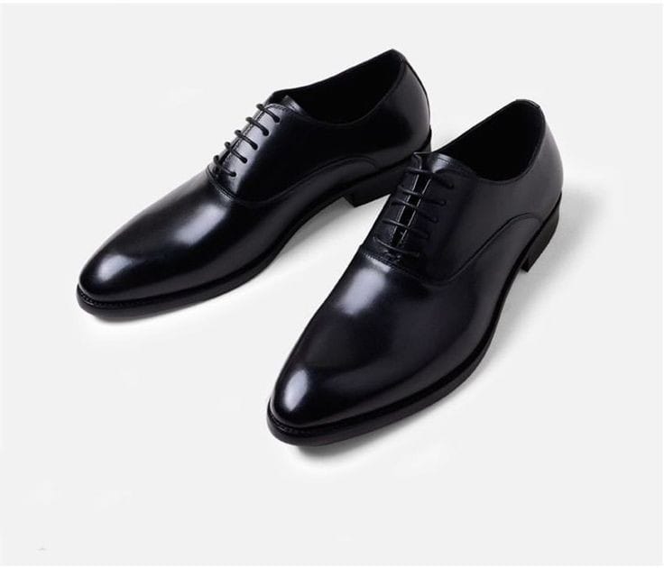 Mens classic genuine leather shoes, official can be worn with khaki , jeans or material trousers, affordable men shoes