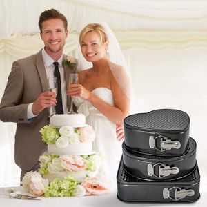 3Pcs Non Stick Cake Tray Mould Into Mixed Set