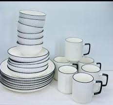 CONCISE DINNER SET 28PCS Japanese Porcelain Dinnerware Set for 6, Includes 10.5" Ring Plates, 9.5" Ring Plates, Mugs, Soup Bowls, Ceramic Hotpots & Salt Shaker, Elegant Minimalist Tableware