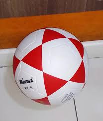 Size 5 Soccer Ball Red & White – Durable Football with Free Hand Pump for Training, Matches, and Outdoor Play