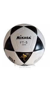 Kids Top Quality Official Match Ball – Durable Football with Free Air Pump for Training, School Games, and Outdoor Fun