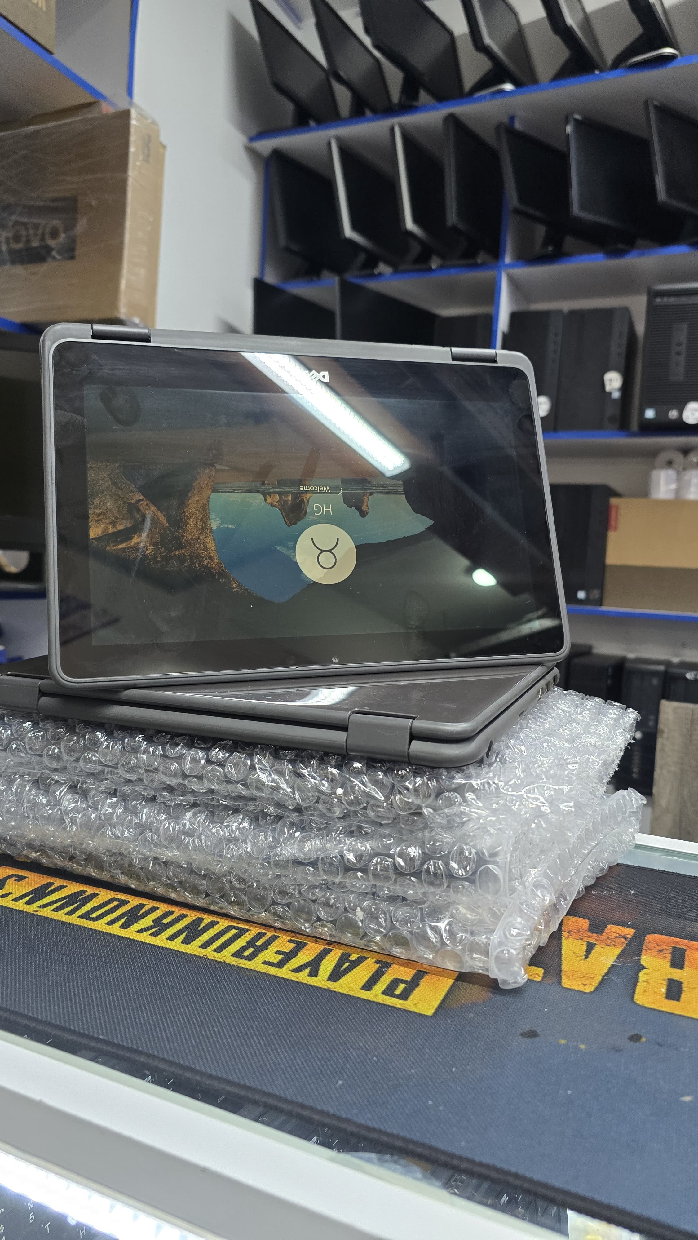 DELL Latitude 3189 x360, 4GB RAM 128GB SSD, 11.6 Inches Touchscreen, Windows 10 PRO, Celeron Convertible 2 in 1 Refurbished Laptop