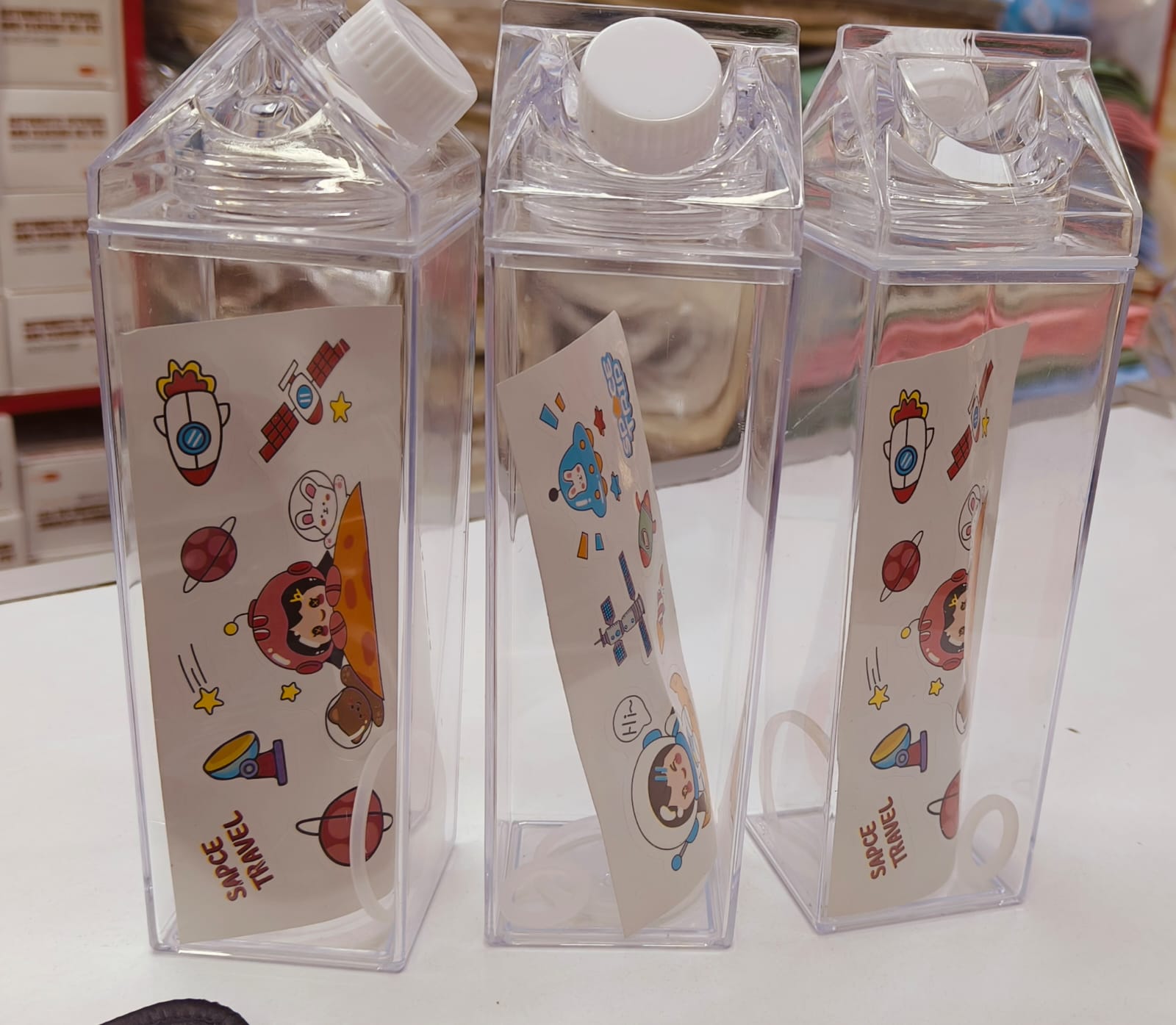 🤪🤑Leak-Proof Milk/Juice Water Bottle Fridge Storage Container.FUN- Clear water bottle easy to customize. ADD any stickers and/or even draw on it. Eco-Friendly FIT- 500 ML Capacity (Same as an averag