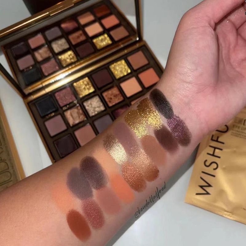 Huda beauty 18-Color Golden Rose Gold Eyeshadow Palette with Glitter and Shimmer for Glamorous Makeup