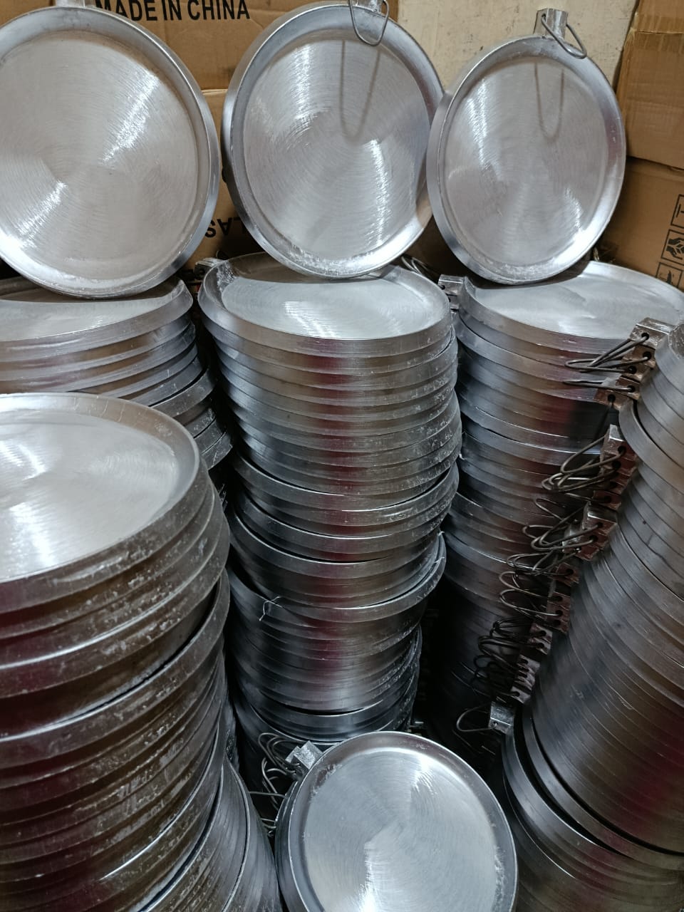 Heavy Duty Juakali Chapati Making Pan for Jiko, Induction or Gas Cooker  i Chapati Pan is designed for long-lasting performance, making it an investment that saves you money in the long run. Its sturd