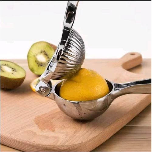 Heavy Duty Stainless Steel Lemon Squeezer Manual Citrus Juicer Rust Resistant, Durable Hand Press Juice Extractor.This rust-proof stainless steel tool is perfect for any kitchen or bar.This Manual lem