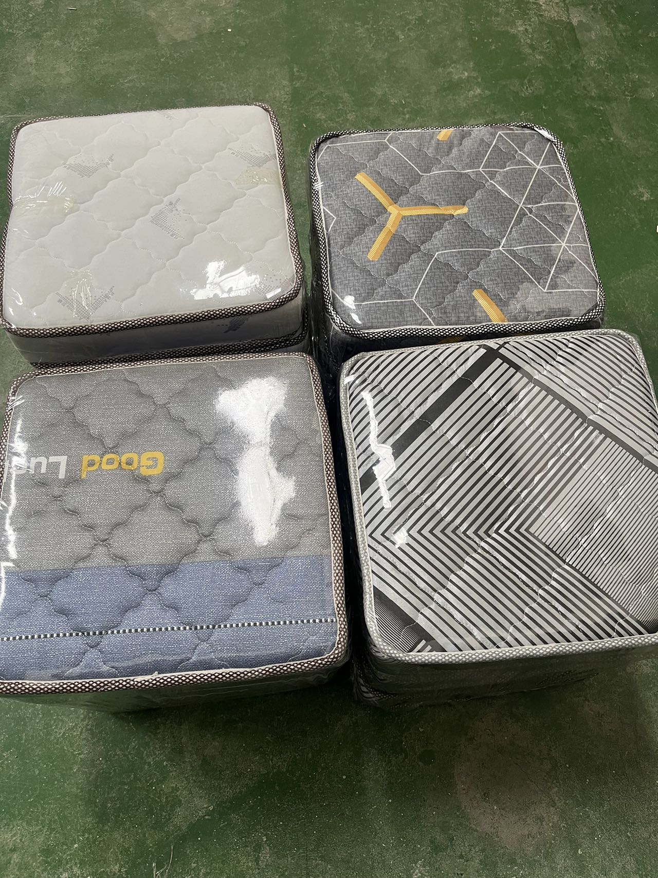 Fashion Cushion for Home Sofa Cushion Living Room Cushion very Comfortable and Long Lasting Cushion for Sitting Chair Cushion Good Quality Cushion 5PCS cushion  inside ,same color