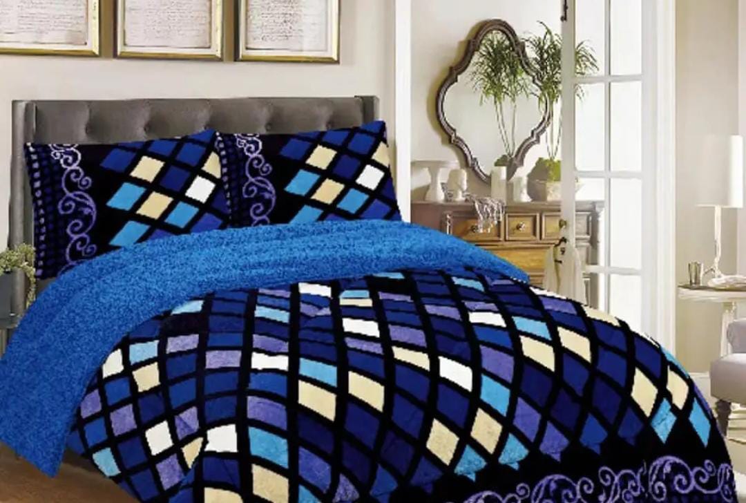 Generic Soft Velvet Woolen Duvet 1Piece 5*6 The set contains a single ply blanket , The Woole blanket is soft, durable and luxurious to touch. With this you will have a very peaceful sleep. Together w