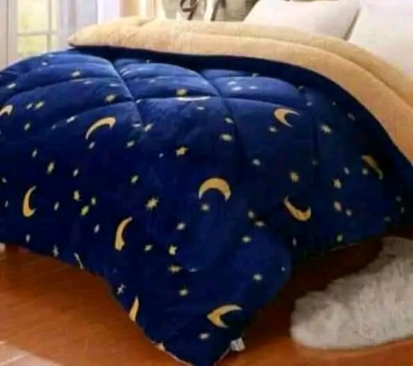 Generic Soft Velvet Woolen Duvet 1Piece 5*6 The set contains a single ply blanket , The Woole blanket is soft, durable and luxurious to touch. With this you will have a very peaceful sleep. Together w