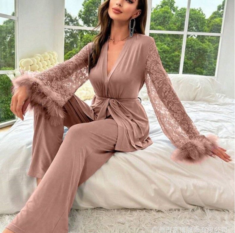 Women's Lace V-neck Long Sleeve Pajamas Robe Set