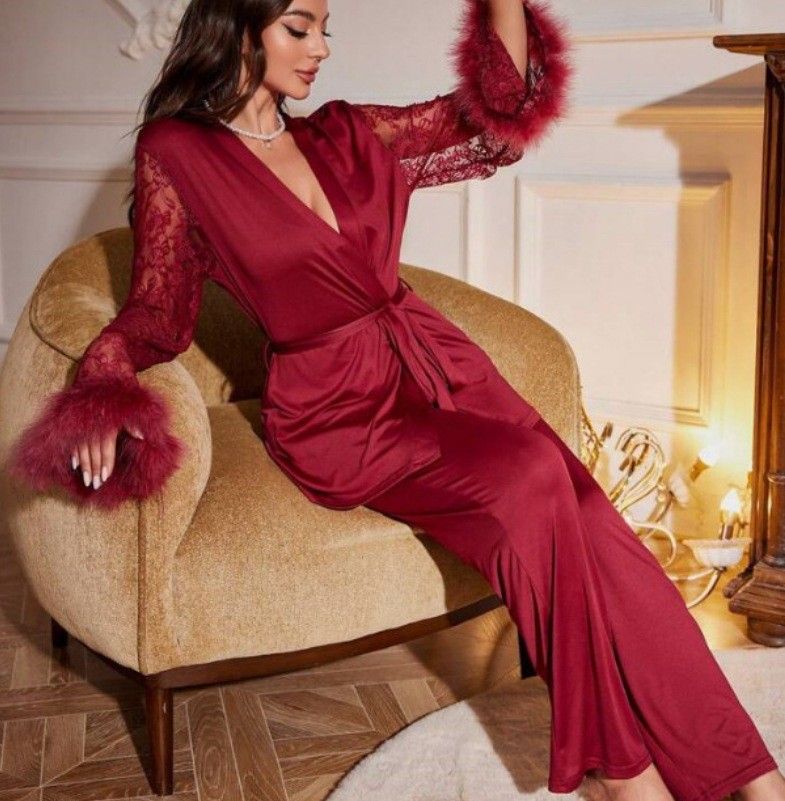 Women's Lace V-neck Long Sleeve Pajamas Robe Set