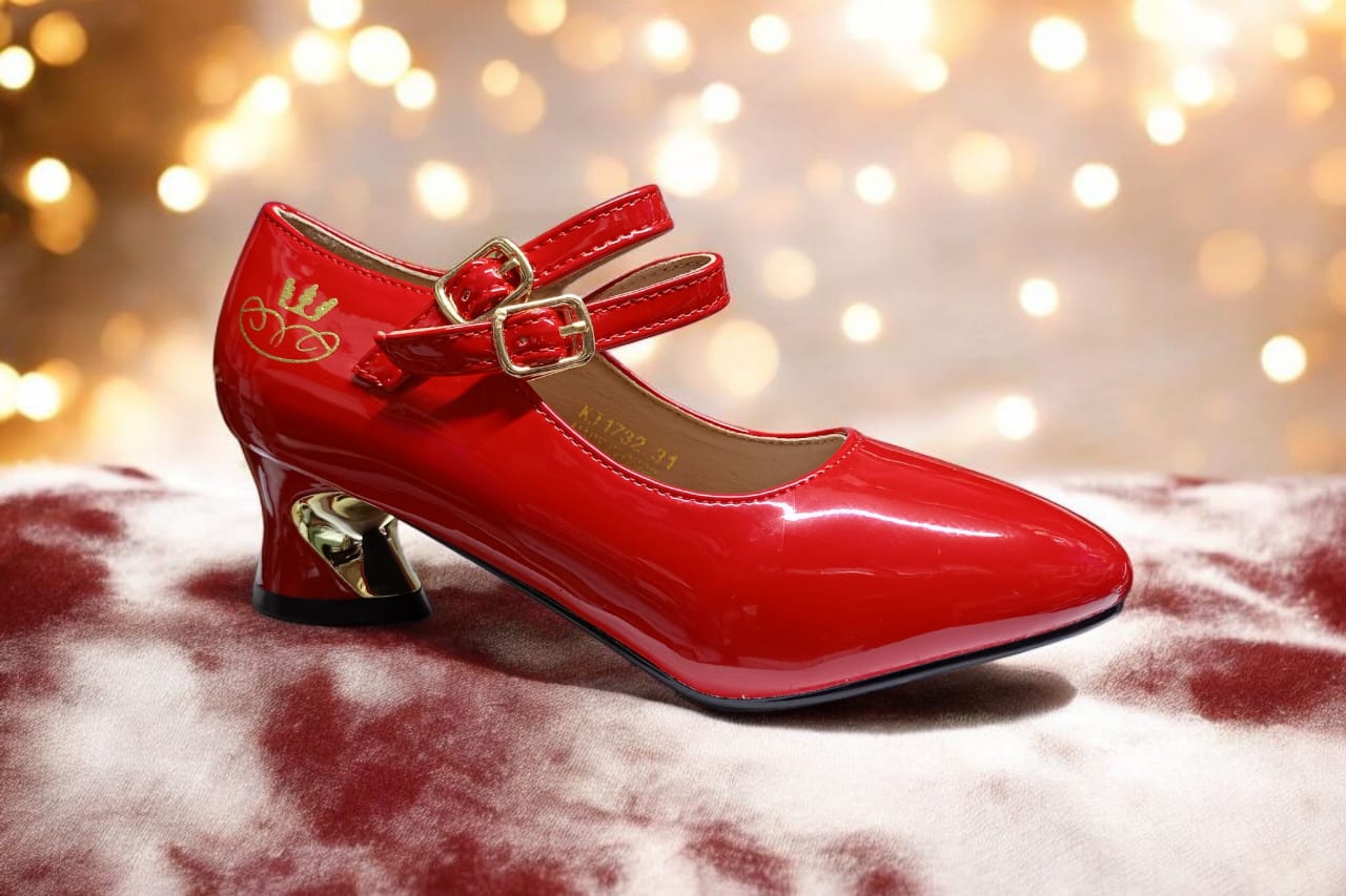 Elegant Girls wet look material Mary Jane Dress Shoes with Double Buckle Straps and Gold Block Heel – Stylish Party & Special Occasion Footwear