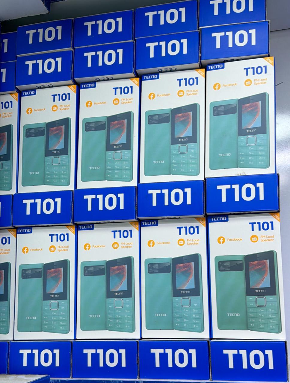 Tecno T101 (Dual Sim) Button Phone🔹 Torch 🔹Wireless FM🔹 Battery 1000mah Feature Kabambe  Mobile Phone
