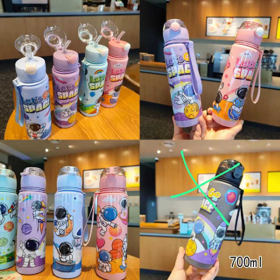 Space Themed Kids Water Bottle – 700ml Leak-Proof Bottle with Astronaut & Planet Prints, BPA-Free