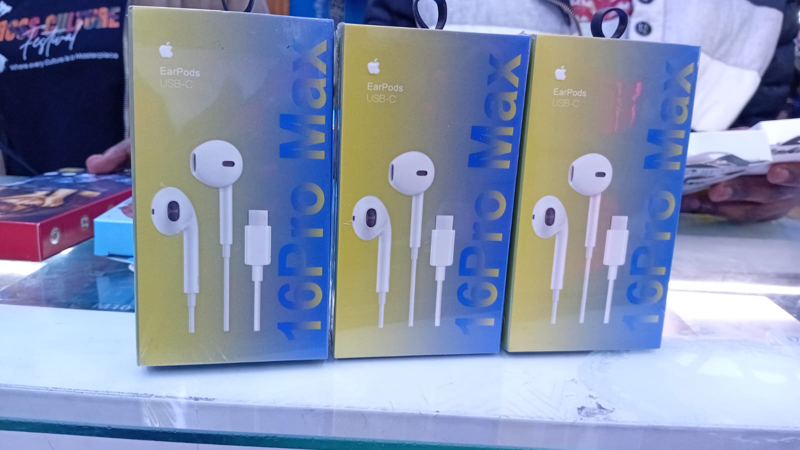 Apple EarPods with USB-C Connector - Wired Earphones with Built-in Microphone & Controls, Comfortable Fit for iPhone 15, iPad, and USB-C Devices