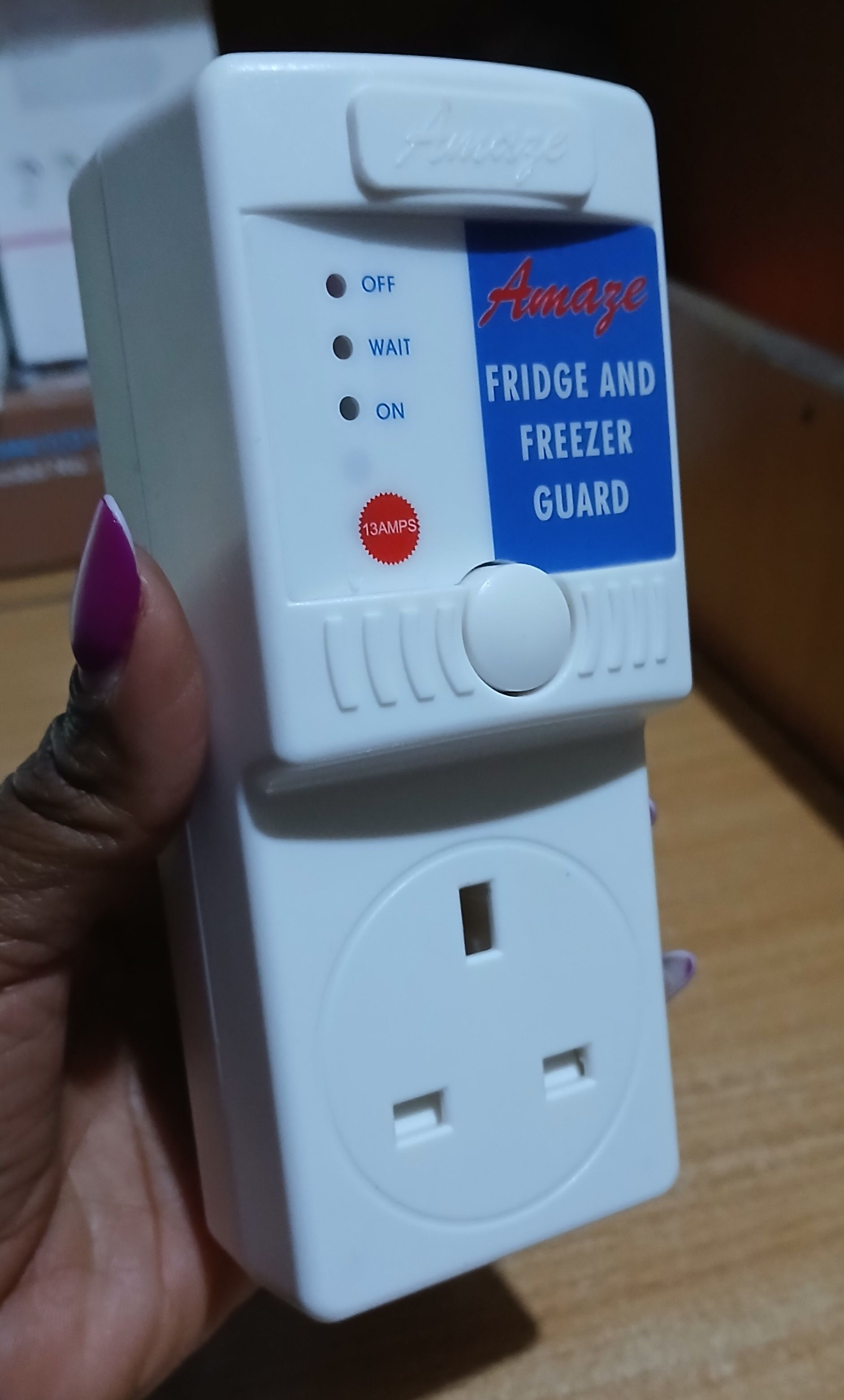Fridge Guard 13A – Refrigerator Surge Protector & Voltage Stabilizer Against Power Surges and Fluctuations