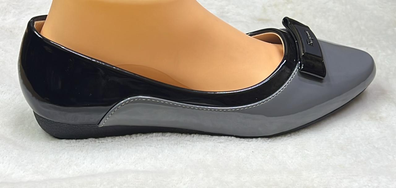 Quality 🔥 leather fashionable ladies wetlook  💥  women brogues flat shoes 💯