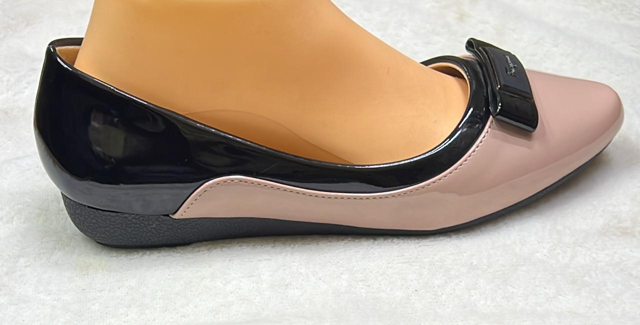 Quality 🔥 leather fashionable ladies wetlook  💥  women brogues flat shoes 💯