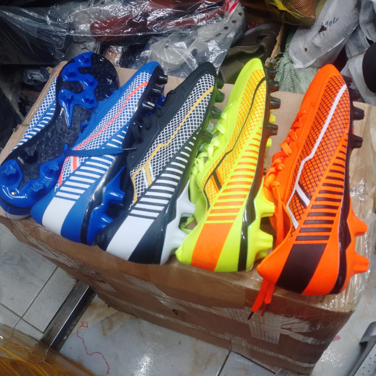 New Arrival ✨ Unisex  High Quality 💥 soccer/football boots 🔥🔥