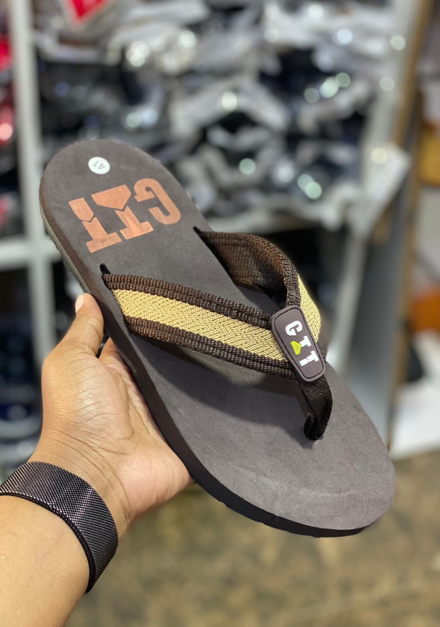 Latest CAT fashion Slippers slides High Quality Unisex Slides 💥