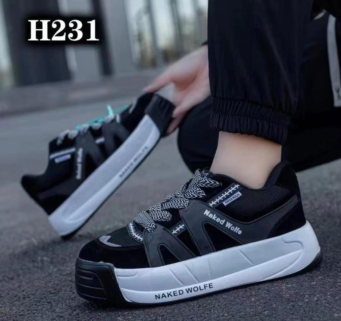 Offer‼️❣️ Offer⚡HIGH QUALITY ⚡ latest fashion NAKED WOLF  Unisex sneakers original fashion men & women shoes ❤️‍🔥🔥