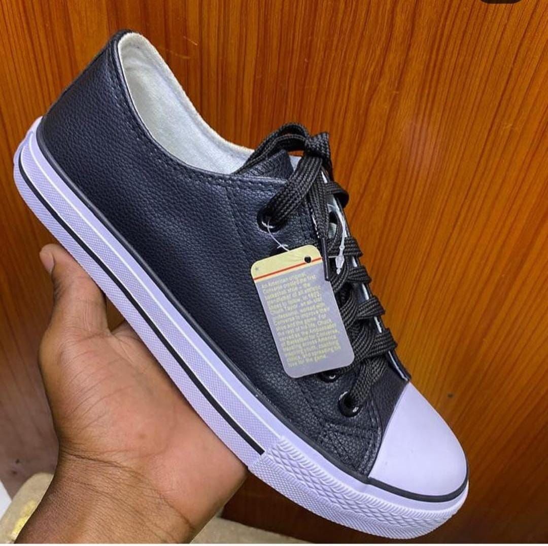 New arrival ⚡️💥 Quality  Leather Unisex ✨️💯 leather unisex rubber shoes🔥🔥